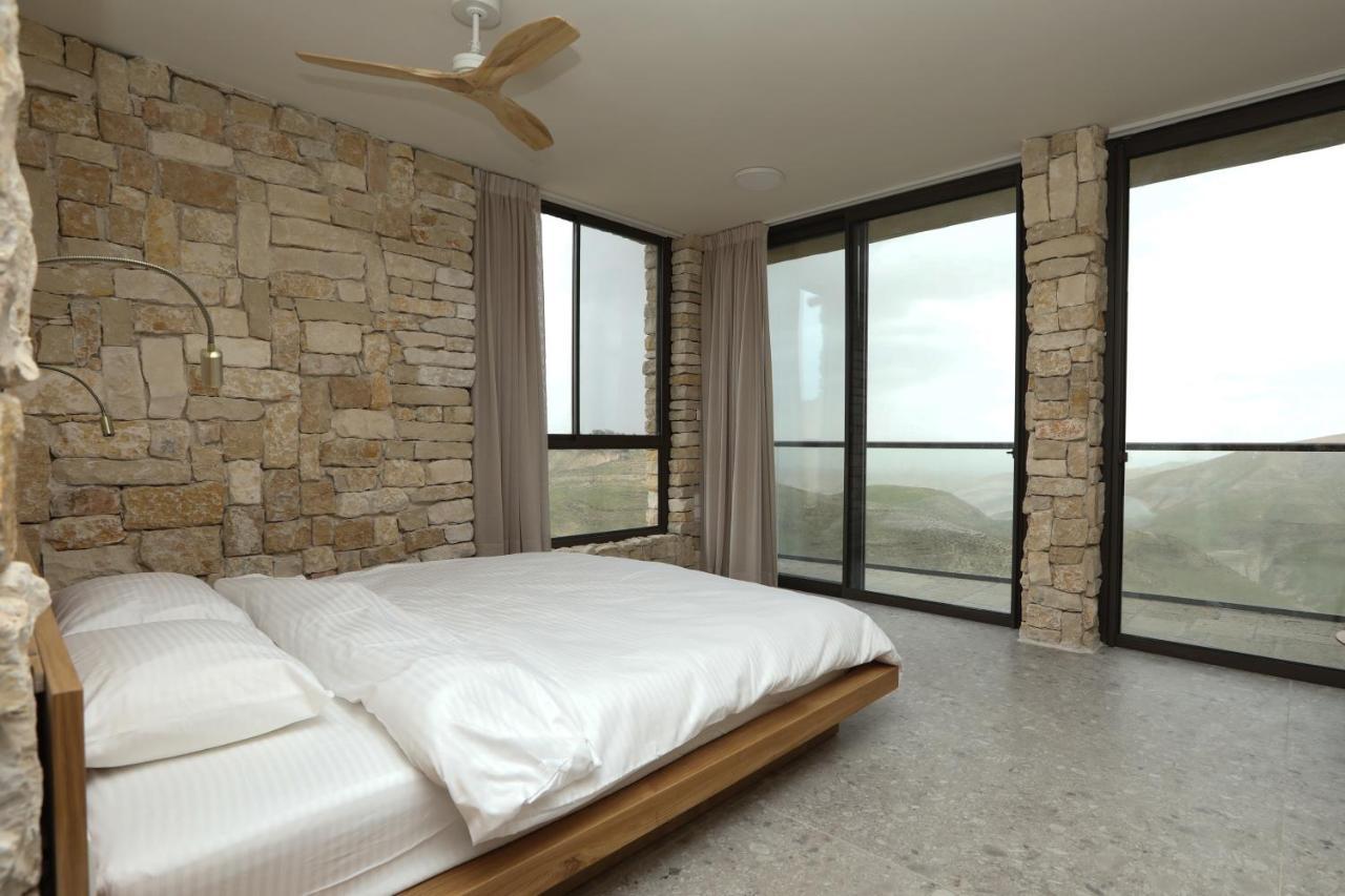 Genesis Land Desert Hospitality Kfar Adumim Exterior foto
