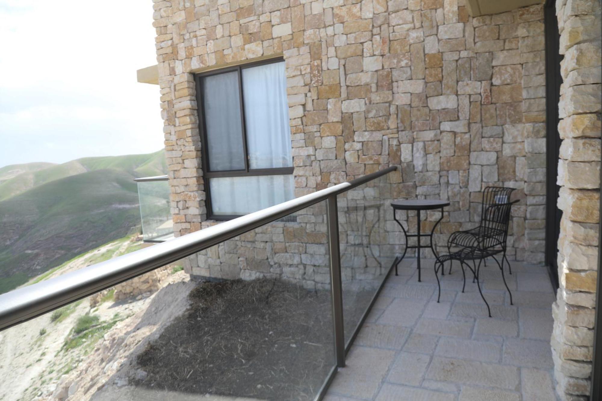 Genesis Land Desert Hospitality Kfar Adumim Quarto foto